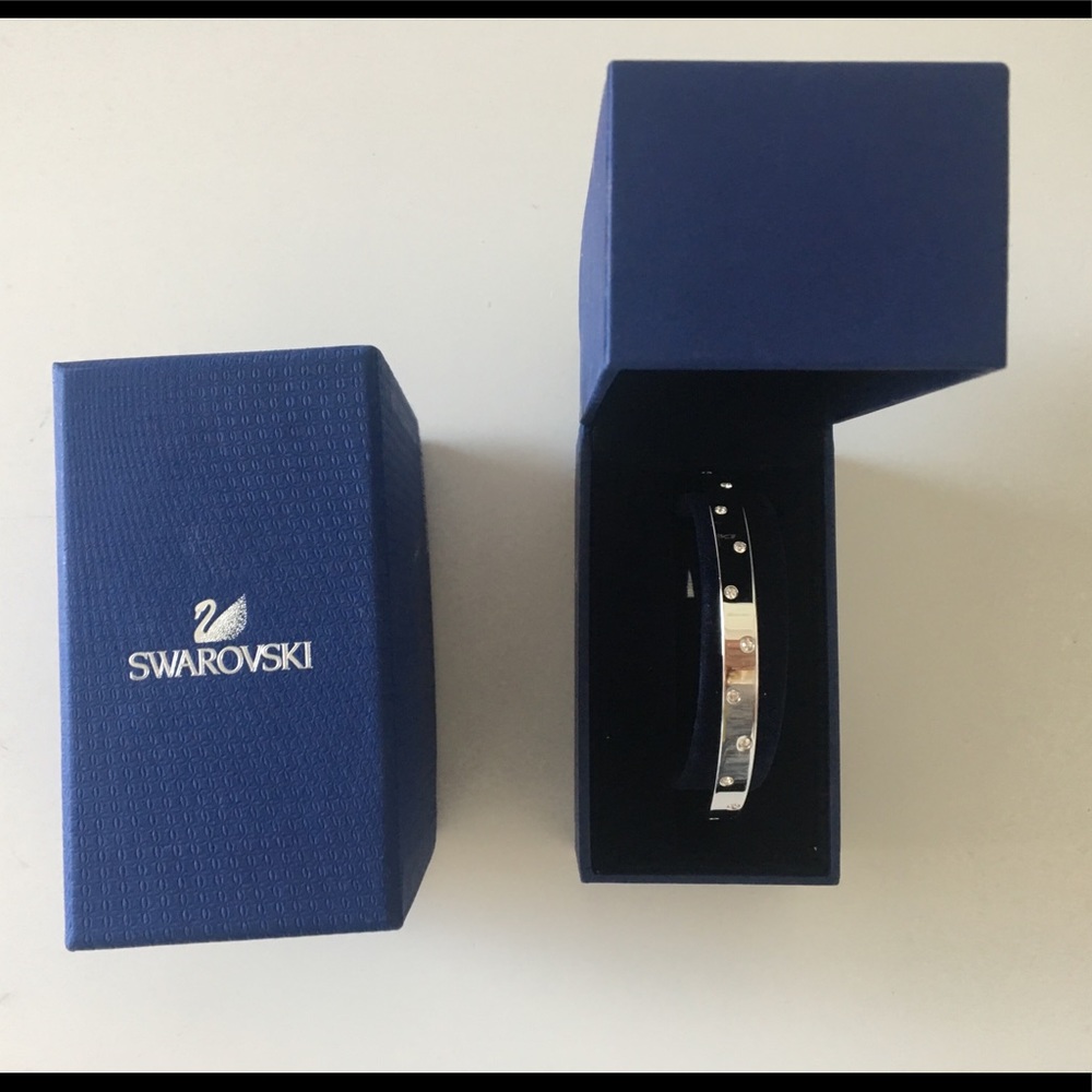 Authentic Swarovski bracelet. Brand new.